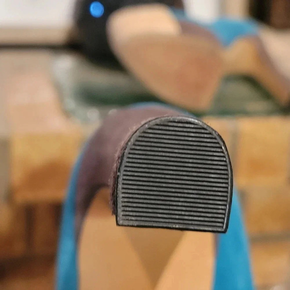 Vince Camuto Jorgie Platform Heel Suede Patent Leather Wmns 10 - Picture 7 of 15